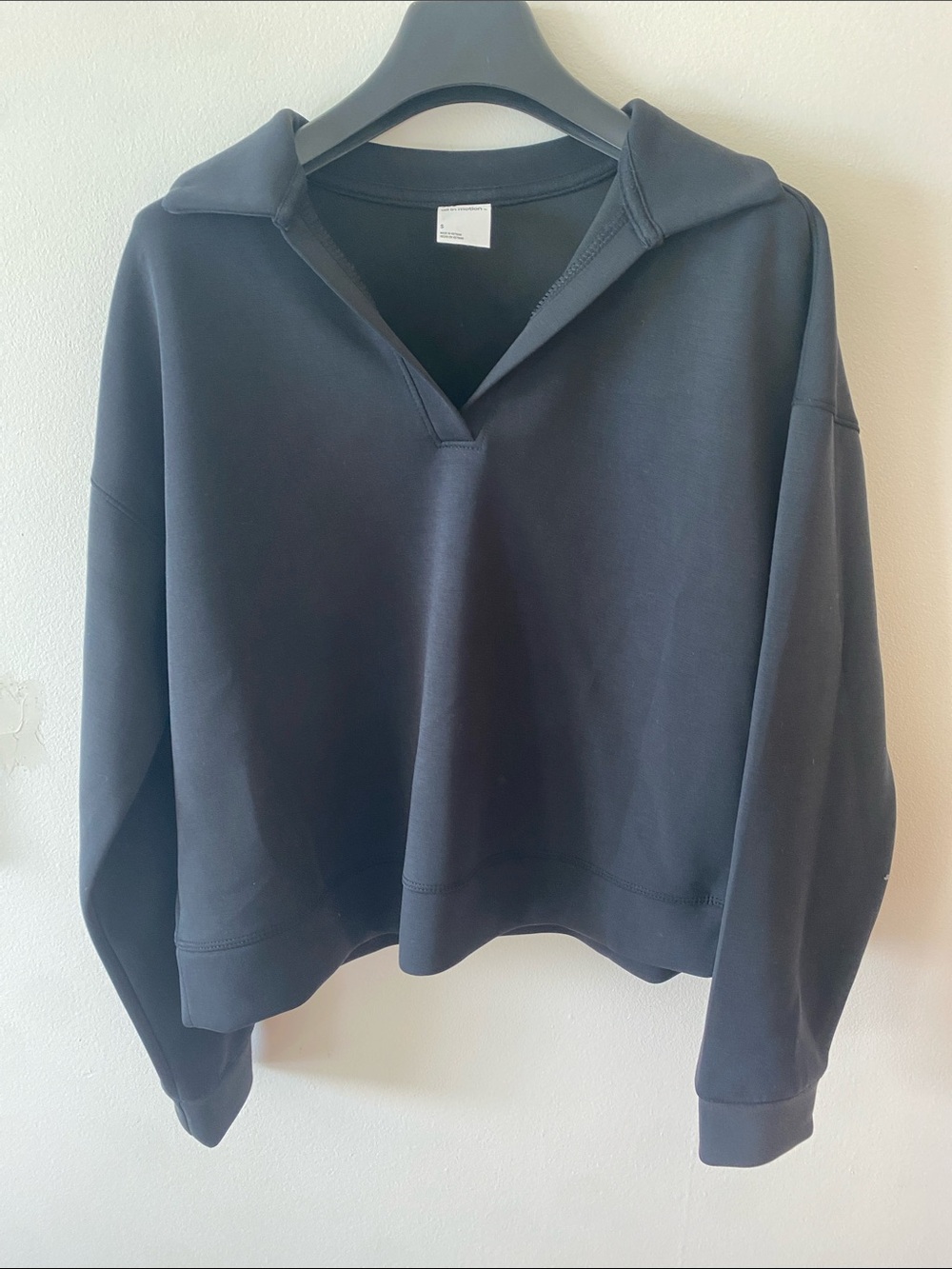 Grey/Black all in motion Collared Pullover Sweatshirt - Women's Cozy sweatshirt